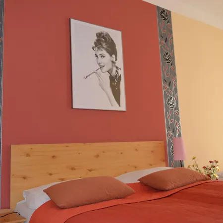 EA ApartHotel Melantrich-2